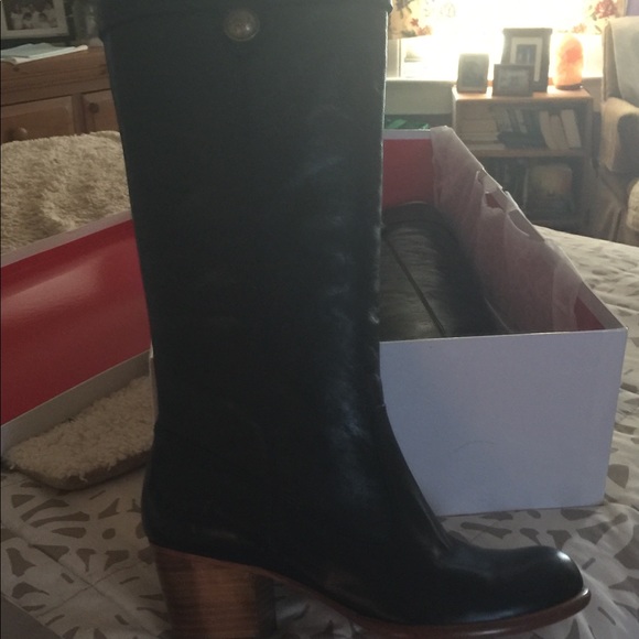 Coach leather boots - Picture 3 of 3